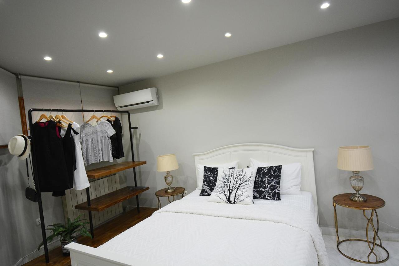 Апартаменты Jootiq Loft Вулиагмени Экстерьер фото