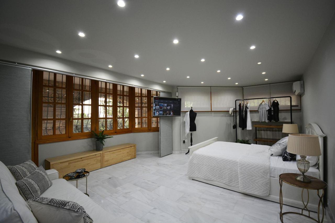 Апартаменты Jootiq Loft Вулиагмени Экстерьер фото